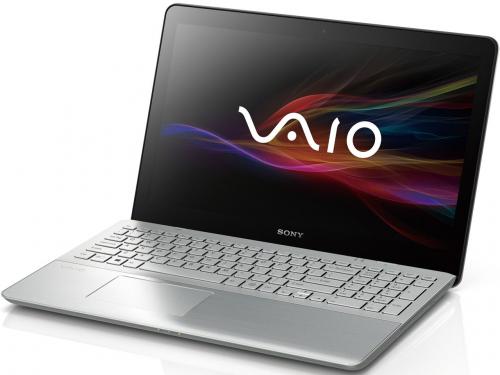 VAIO Fit 15 SVF15A18CJS [シルバー]